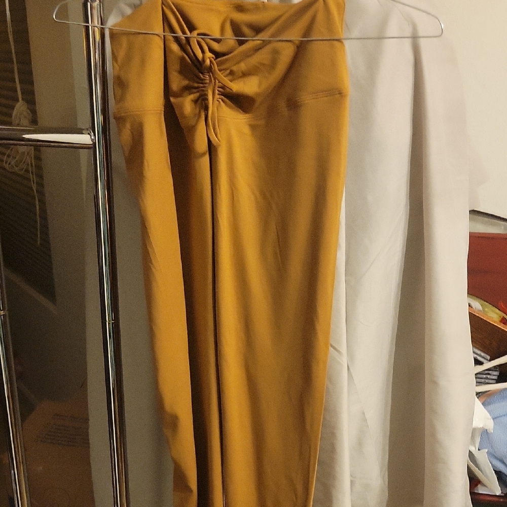 PINK Victoria's Secret Mustard Leggings